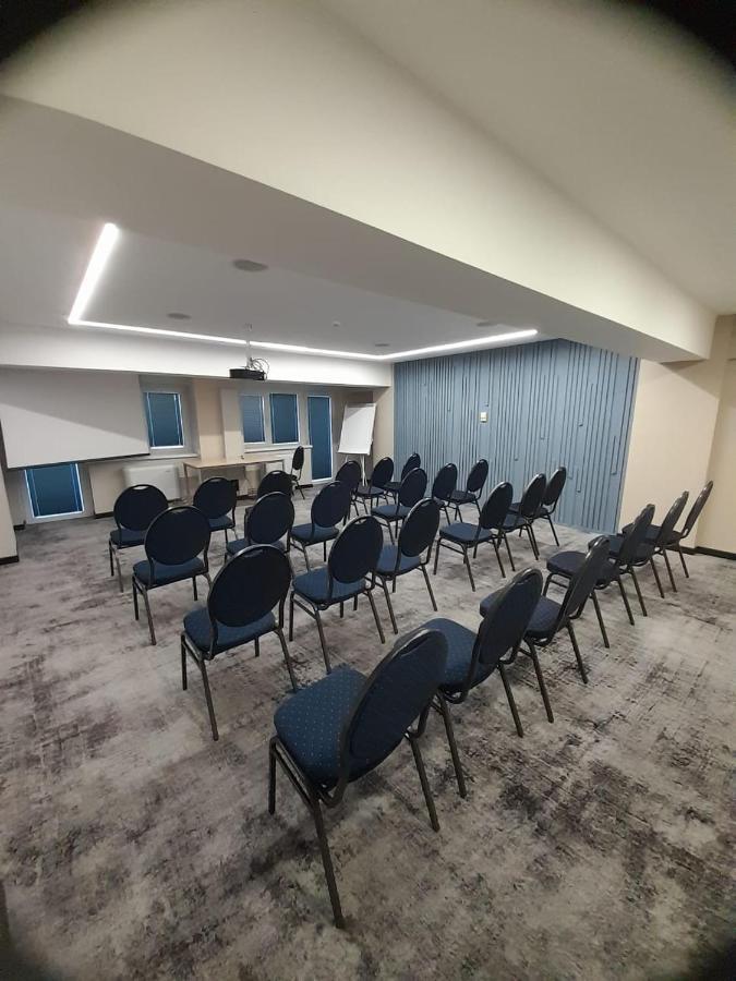 Hotel Univers Kaloşvar Dış mekan fotoğraf