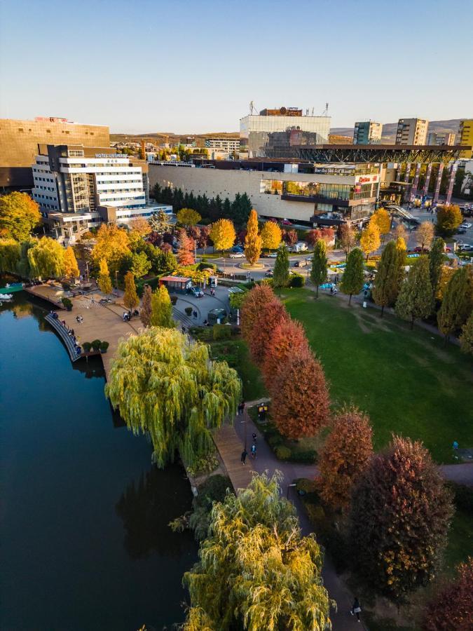 Hotel Univers Kaloşvar Dış mekan fotoğraf