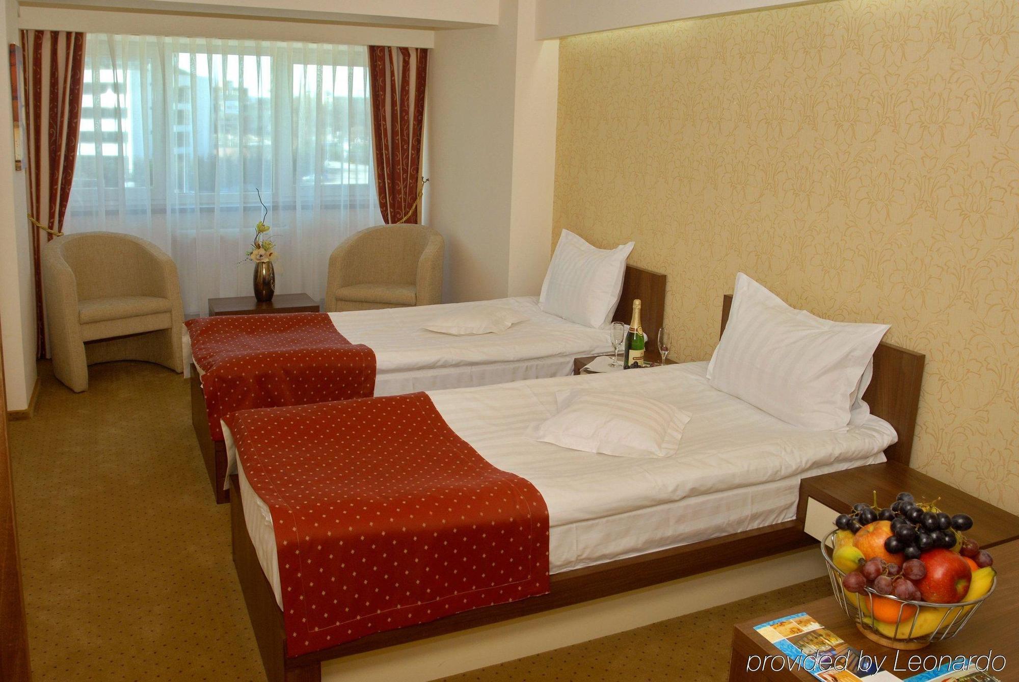 Hotel Univers Kaloşvar Oda fotoğraf