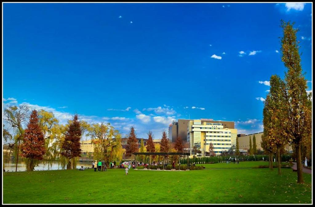 Hotel Univers Kaloşvar Dış mekan fotoğraf